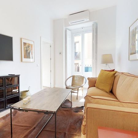 Opera II Apartment Мадрид Екстериор снимка